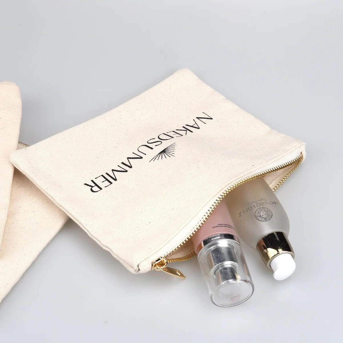 Custom Gift Pouch Wholesale Price Customized Cosmetic Make Up Bag Canvas Makeup Bag With Logo