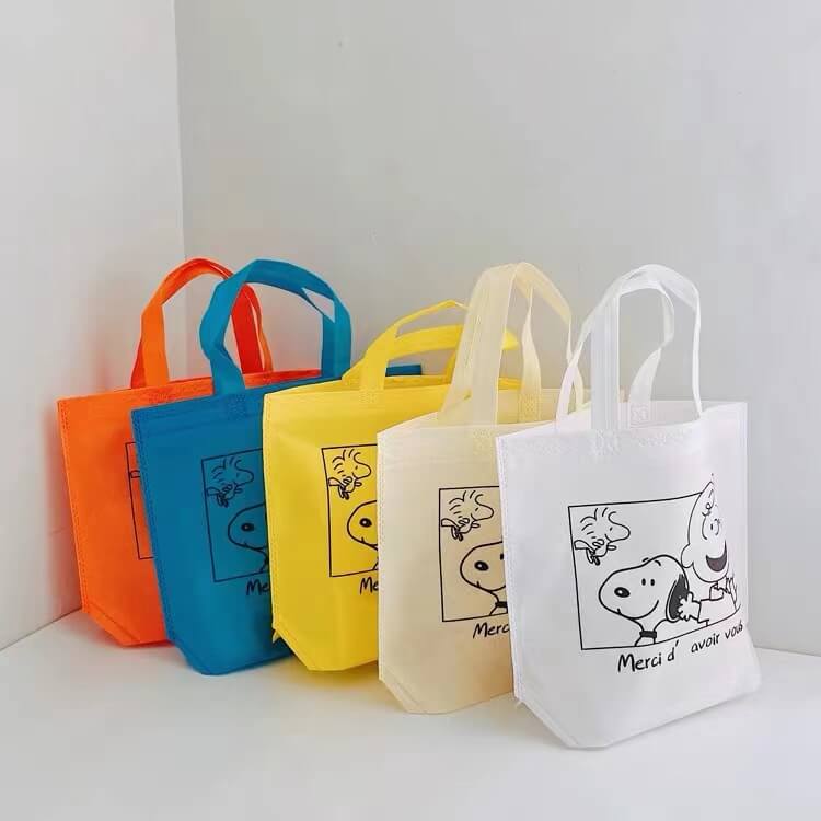 Cheap Price Custom logo Printed Reusable Ultrasonic heat sealed women's Shopping Promotional Tote non woven bag